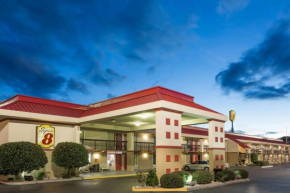 Hotels in Tift